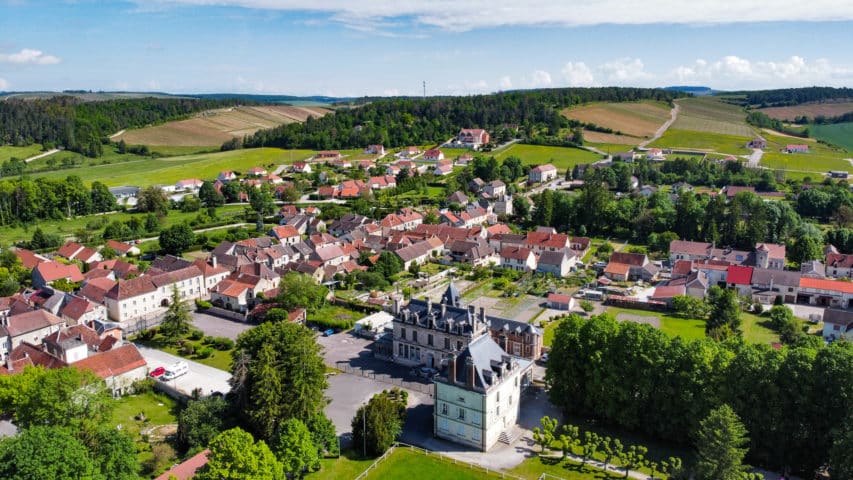 Photo aérienne du village d'Essoyes
