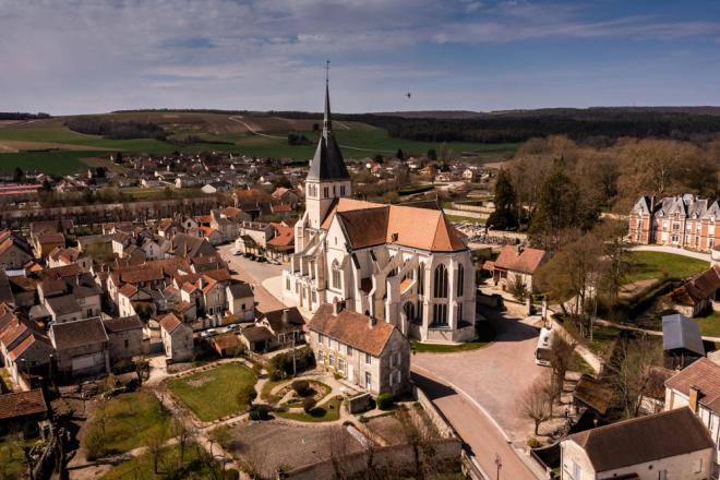 Vue de la Collégiale de Mussy-sur-Seine