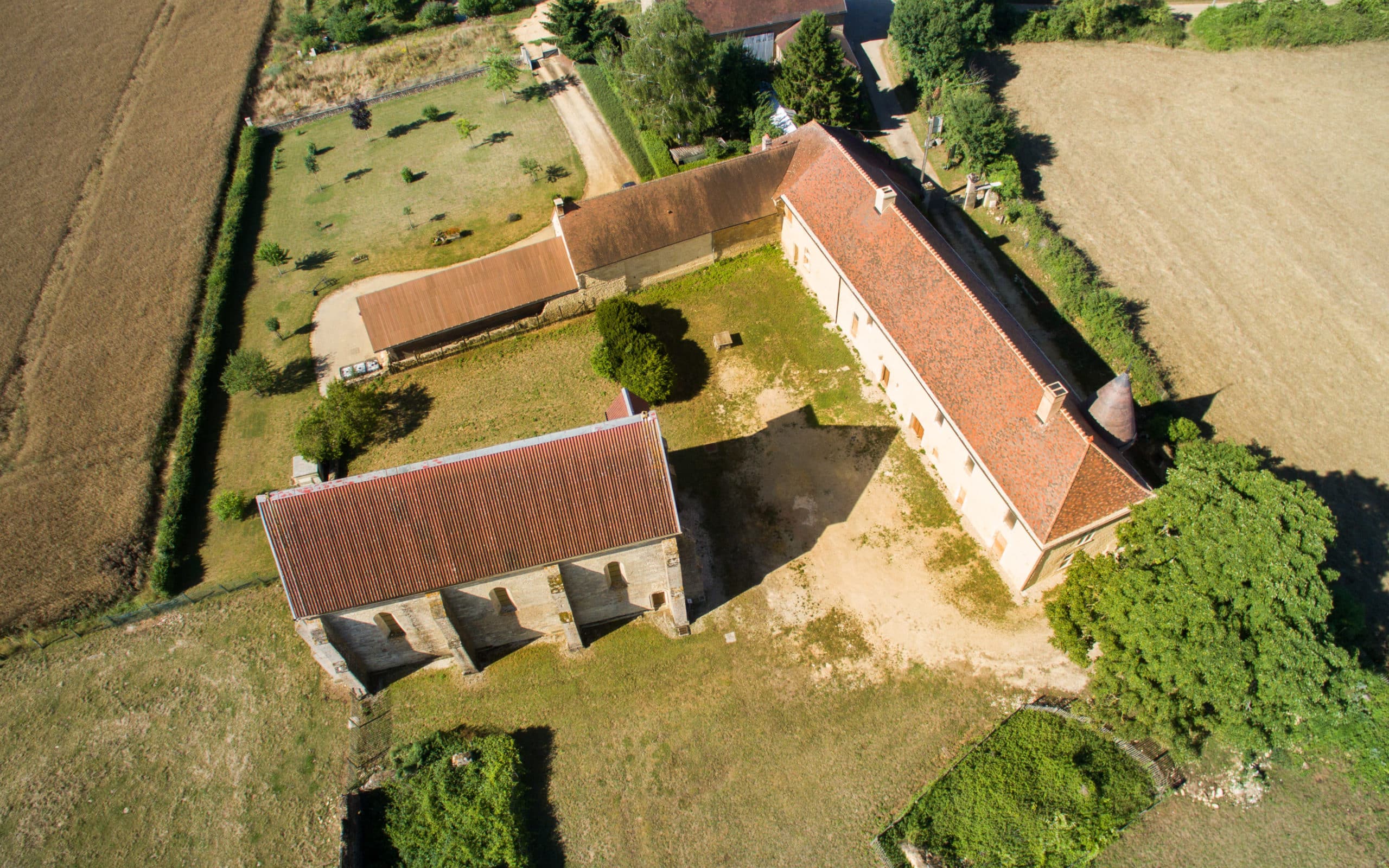 commanderie templière d’Avalleur vue du ciel